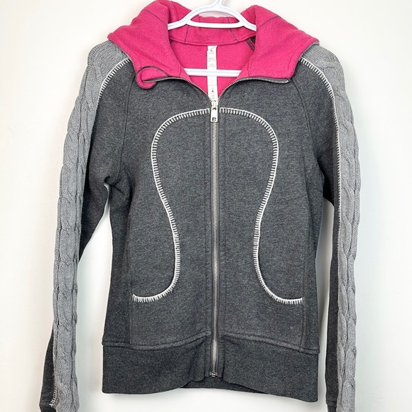 Lululemon Limited Edition Cable Knit Scuba Hoodie - Picture 3 of 15